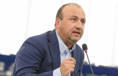 Ο Δημήτρης Παπαδάκης τέθηκε εκτός του ψηφοδελτίου του 