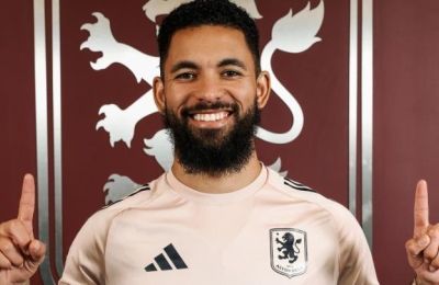 Άστον Βίλα: Κάνει μόνιμα δικό της τον Ντάγκλας Λουίζ