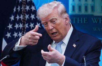 Την ίδια στιγμή, οι Φρουροί της Επανάστασης εξαπολύουν νέες απειλές, διαμηνύοντας πως «η αυτοσυγκράτηση έληξε».