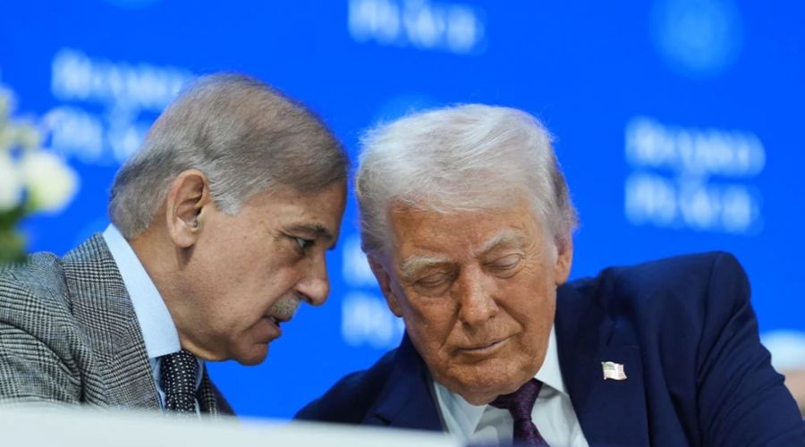 Ο Ντόναλντ Τραμπ ανέφερε ότι συμφώνησε για εκεχειρία δύο εβδομάδων μετά από συνομιλίες με τον πρωθυπουργό του Πακιστάν, Σεχμπάζ Σαρίφ