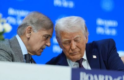 Ο Ντόναλντ Τραμπ ανέφερε ότι συμφώνησε για εκεχειρία δύο εβδομάδων μετά από συνομιλίες με τον πρωθυπουργό του Πακιστάν, Σεχμπάζ Σαρίφ