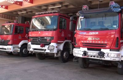 Στις δύο πυρκαγιές δεν υπήρξαν τραυματισμοί.