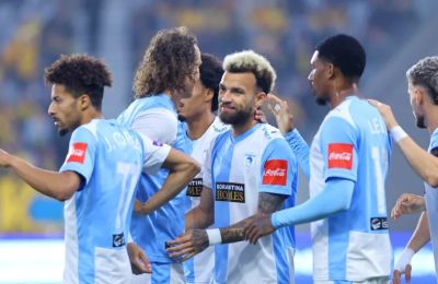 «Μπλε» βήμα τελικού μα... ζωντανή η ΑΕΛ