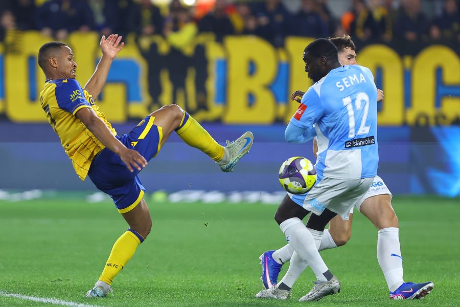 Ζάζα δις, Σάβο και τώρα ρεβάνς (vid)