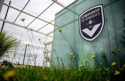 Μπορντό: «Μπλόκο» μεταγραφών από FIFA για τρία παράθυρα