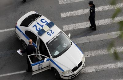 Διατηρείται η κράτησή της όπως και του άνδρα που ήταν μαζί της και συνελήφθη