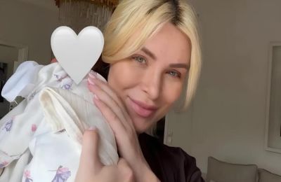 «Κάθε γυναίκα έχει το δικαίωμα να νιώθει όμορφη — όπως εκείνη επιλέγει. Με μακιγιάζ ή χωρίς. Με δύναμη ή με κούραση»