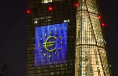 Η Ευρωπαϊκή Κεντρική Τράπεζα έχει ορίσει συγκεκριμένα ορόσημα που θα οδηγήσουν στην έκδοση και κυκλοφορία του από το 2029. 