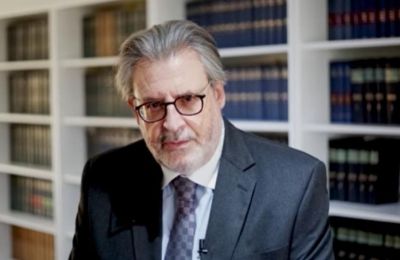 Η πλευρά του Νίκου Κληρίδη θα προχωρήσει στην καταγγελία ενώπιον Ανωτάτου Δικαστηρίου, μόλις επαναλειτουργήσει από τη διακοπή λόγω εορτών του Πάσχα.