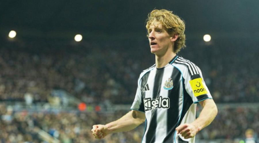 Στο μεταγραφικό στόχαστρο της Μπάγερν ο Γκόρντον