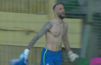 Ο τερματοφύλακας έσωσε την Αβελίνο με κεφαλιά