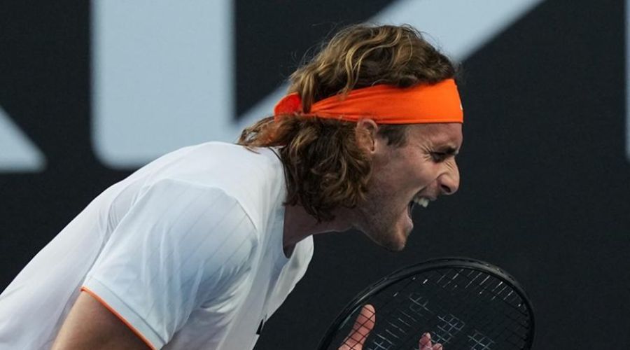 Διακοπή στον αγώνα του Τσιτσιπά λόγω... σκότους!