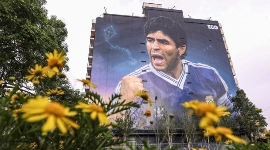 «Εγκαταλελειμμένος και δολοφονημένος ο Μαραντόνα» 