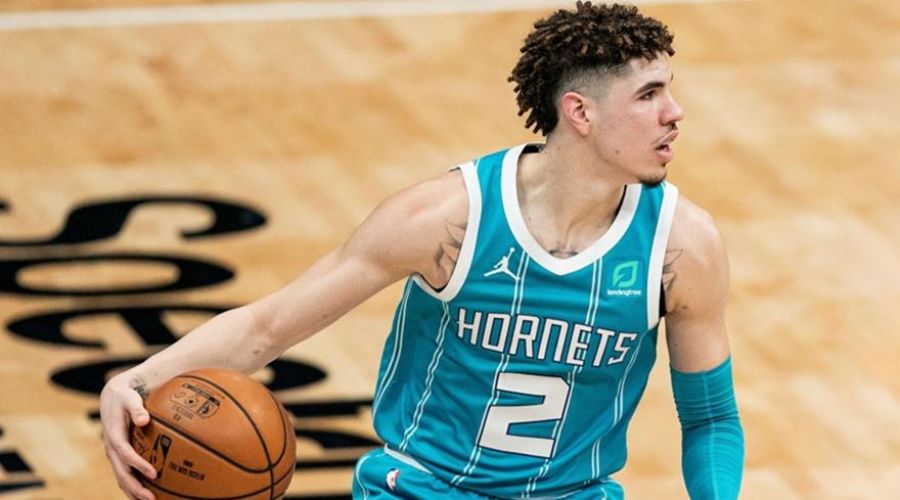 Το ΝΒΑ ξεκινά έρευνα για τον ΛαΜέλο Μπολ