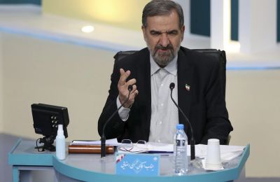 Ιράν προεδιοποιεί ΗΠΑ για τα Στενά του Ορμούζ.