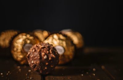 «Η εταιρεία συνεργάζεται πλήρως και παρέχει τις πληροφορίες που ζητούνται», ανέφερε εκπρόσωπος της Ferrero σε δήλωση προς το Reuters.