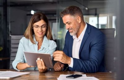 Προσλαμβάνουν άμεσα με 260 ευρώ την ημέρα και τηλεργασία