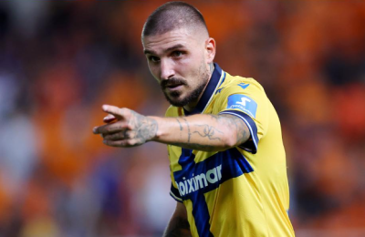 Σταφυλίδης: How may I assist you?