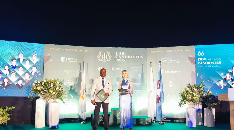 Τσεκ Ματ με λάμψη, αστέρες και κυπριακό άρωμα (vids)