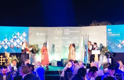 Κυπριακοί χοροί στην τελετή λήξης του FIDE Candidates (vids)