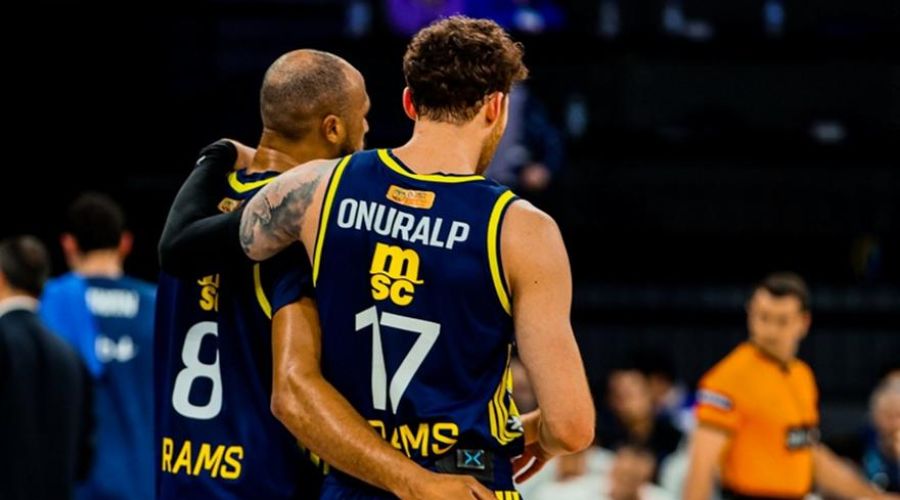 Αντίδραση… Πρωταθλήτριας από τη Φενέρ που μπήκε στην 4άδα