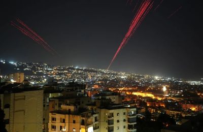 O Τραμπ σε άλλη του ανάρτηση ανέφερε ότι ελπίζει πως η Χεζμπολάχ θα «συμπεριφερθεί καλά».