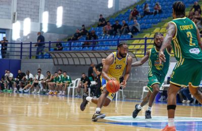 Νίκη και 1-0 για την Πετρολίνα ΑΕΚ στα playoff