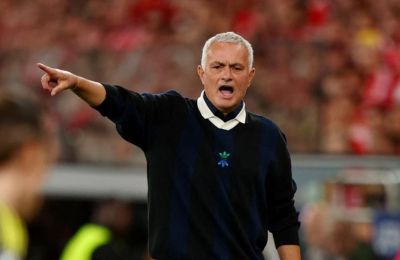 Record: «Μπορεί να επιστρέψει στη Ρεάλ ο Μουρίνιο»