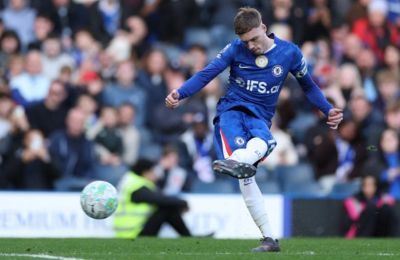 Πάλμερ: «Δεν πάω πουθενά - γελάω με όσα γράφονται»