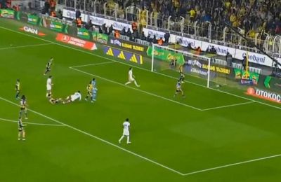 Τρομερή γκάφα Έντερσον χαρίζει... πρόωρα το πρωτάθλημα στη Γαλατά