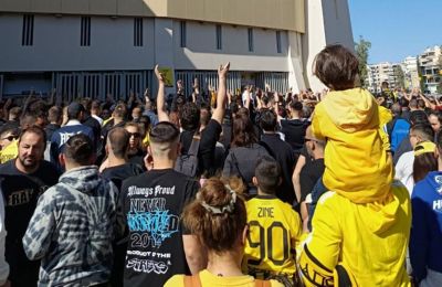 Ο λαός της ΑΕΚ δίπλα στην ομάδα του Νίκολιτς (pics)