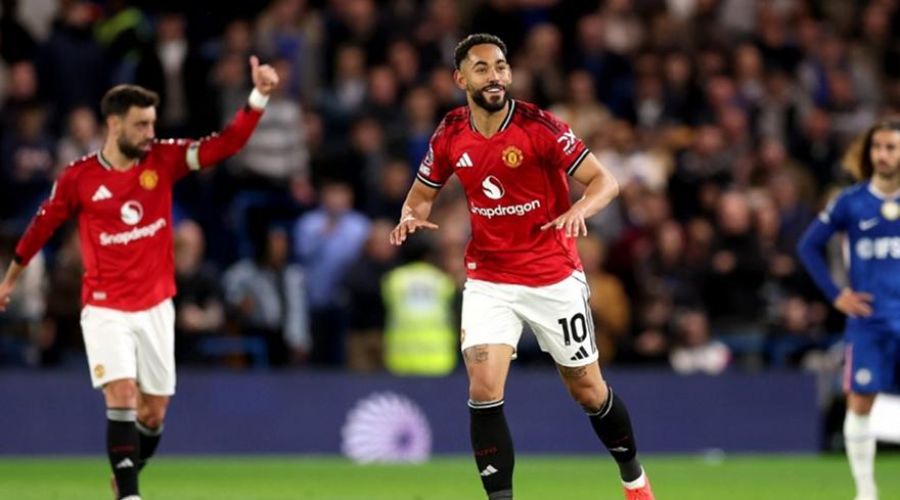 Σούπερ απόδραση της Γιουνάιτεντ από το «Στάμφορντ Μπριτζ»!