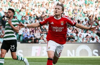 Θριαμβευτικό πέρασμα της Μπενφίκα από τη Λισαβόνα στο 93'!