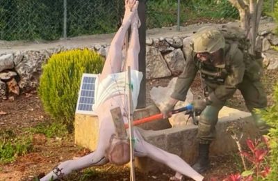 Λίβανος: Ισραηλινός στρατιώτης καταστρέφει άγαλμα του Εσταυρωμένου