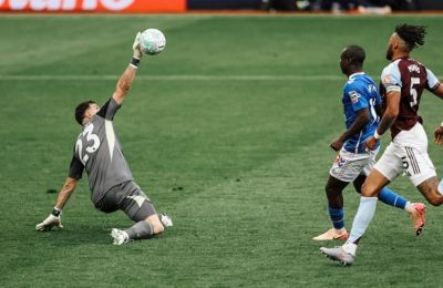 Η μυθική επέμβαση του Μαρτίνες στο 92’ πριν το γκολ του Έιμπραχαμ