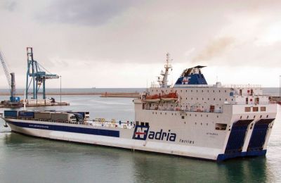 Το νέο πλοίο μπορεί να φιλοξενήσει 84 επιπλέον επιβάτες ενώ για πρώτη φορά δίνεται η δυνατότητα μεταφοράς κατοικιδίων - Στα ίδια οι τιμές των ναύλων