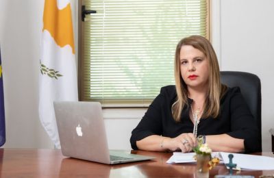 Παράδειγμα η δράση της Επιτρόπου Διοικήσεως για την Ε.Ε.