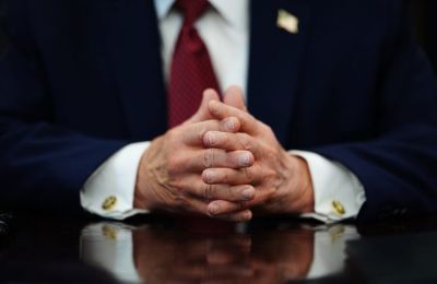 Υπογράφεται η συμφωνία μεταξύ Ιράν και ΗΠΑ.