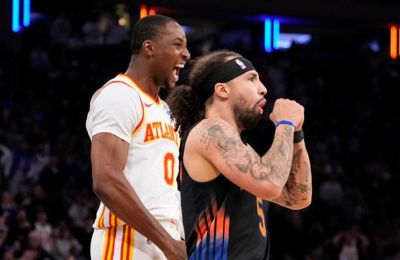 Άλωσαν τη Νέα Υόρκη και ισοφάρισαν τη σειρά οι Χοκς