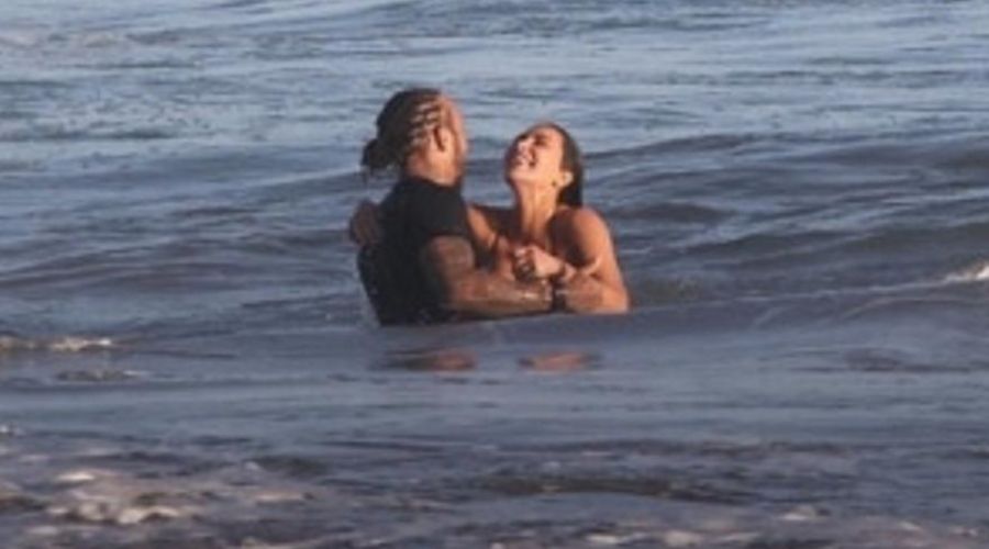 Λιούις Χάμιλτον- Κιμ Καρντάσιαν: «Καυτά» φιλιά και όχι μόνο... (pics)