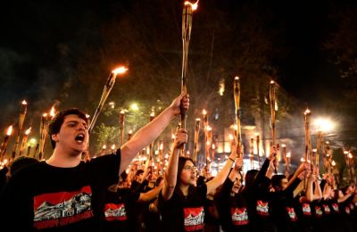 Μαζική παρουσία κόσμου στην εκδήλωση στη μνήμη των θυμάτων της γενοκτονίας των Αρμενίων από τους Τούρκους