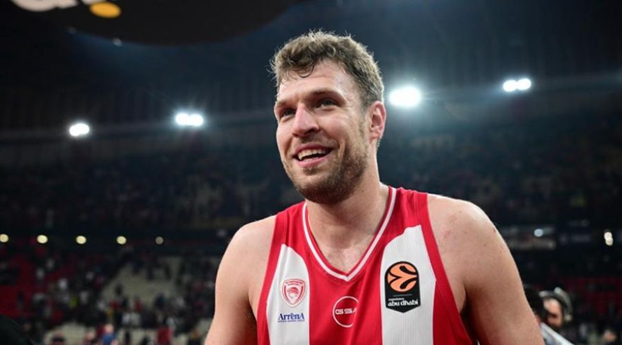 Σπουδαίος Βεζένκοφ: Αναδείχθηκε MVP της Ευρωλίγκας!