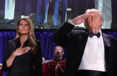 H δημοτικότητα του Ντόναλντ Τραμπ μεταξύ των Αμερικανών πολιτών καταγράφει πτωτικές τάσεις από τότε που ανέλαβε καθήκοντα τον Ιανουάριο του 2025.