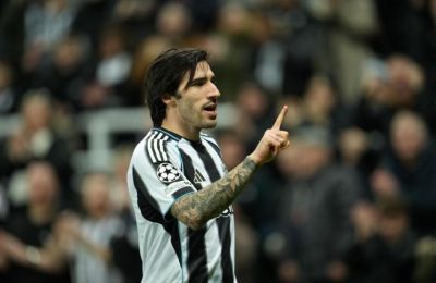 Μάντσεστερ Γιουνάιτεντ και Άρσεναλ μονομαχούν για Τονάλι