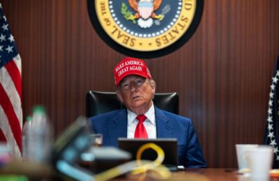 Σενάρια πολέμου ξανά στο τραπέζι του Τραμπ