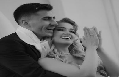 Τα πρώτα επίσημα στιγμιότυπα 
