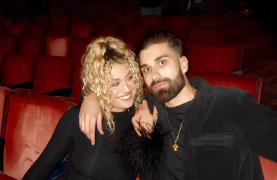 Το γλυκό στιγμιότυπο πριν την αναχώρηση