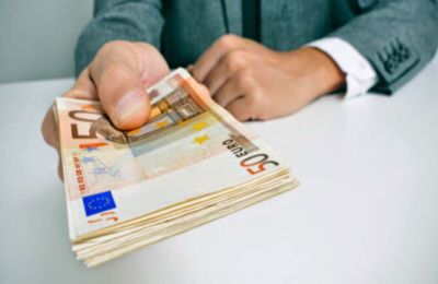 Άλλα €11 εκ. από ΥΠΕΣ για στήριξη 277 νέων και νεαρών ζευγαριών- VIDEO