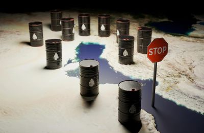 Οικονομικές επιπτώσεις από το κλείσιμο των Στενών του Ορμούζ.