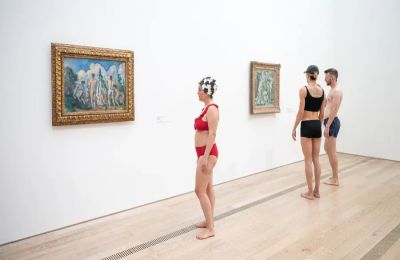 Μουσείο στην Βασιλεία επιτρέπει δωρεάν είσοδο σε όσους είναι ντυμένοι με μαγιό.